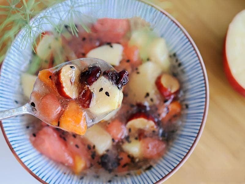 苹果花样吃法：四款创意食谱让苹果吃出新意