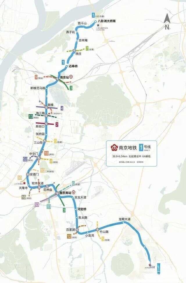 地铁1号线直达夫子庙，无需换乘仅需20分钟