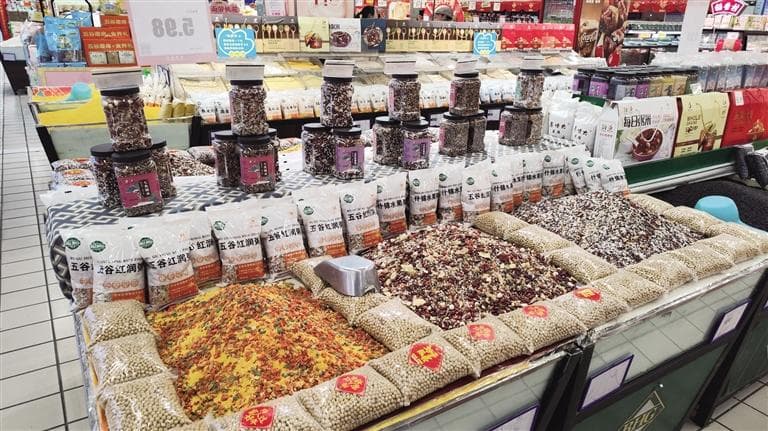 兰州人节后养生出新招  粗粮食品变成“香饽饽”