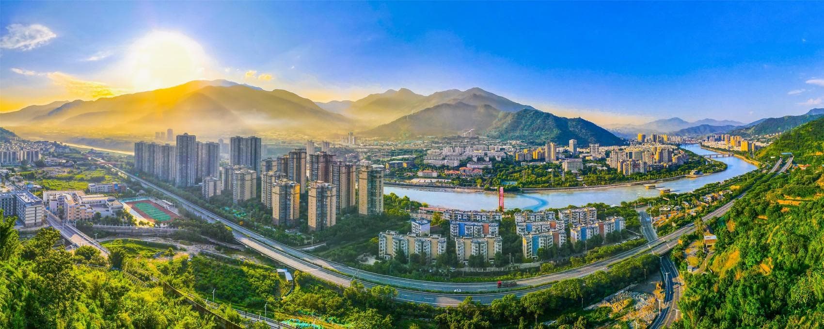 米易实践：农业光伏双轮驱动，城乡收入差距缩小
