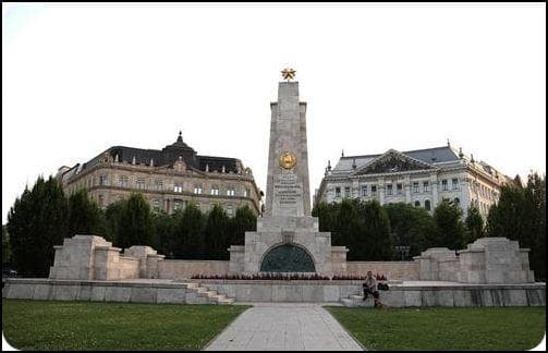 10天深度游东欧三国：布达佩斯、布拉格、维也纳精华全览