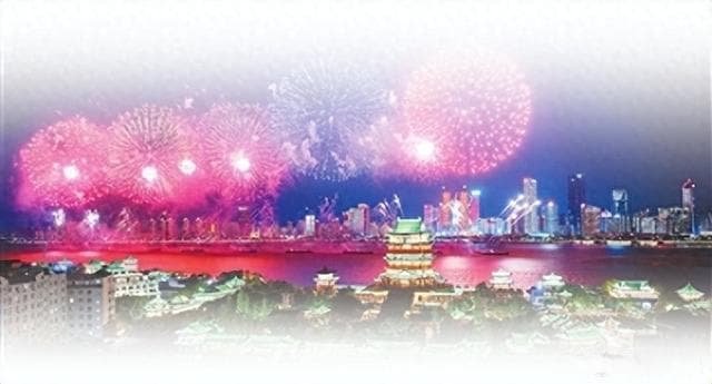 2025年南昌市迎春烟花晚会大年初一晚上登场，摄影师教你如何拍出“大片”