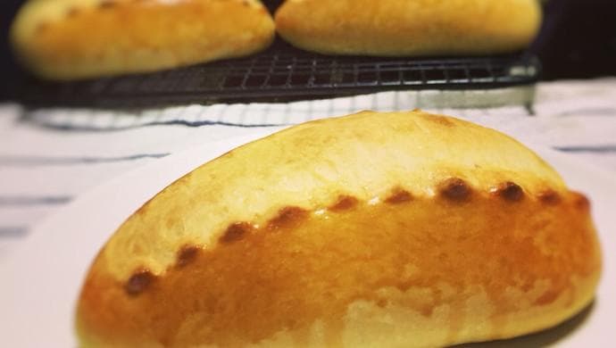 面包基础面团制作详解：从材料准备到完美烘烤