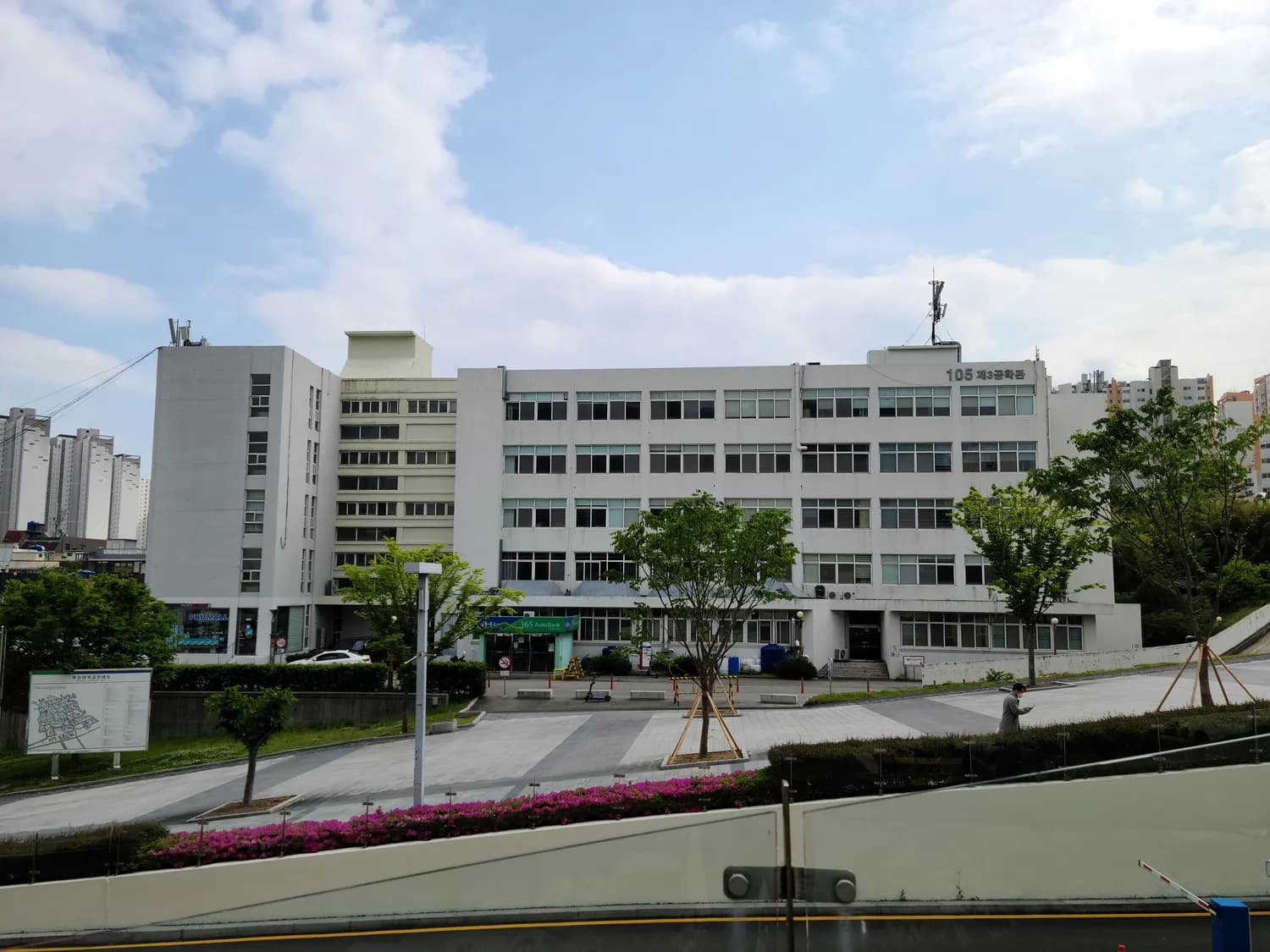 南京市职业病防治院教你科学战“痘”