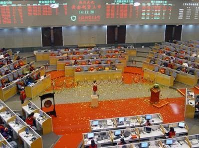 如何区分金融交易中的本息和利息？它们在计算中有何差异？