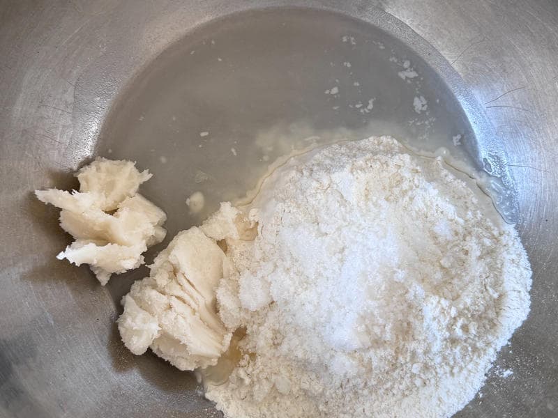 酥饼制作教程：从面团到成品的39个步骤详解