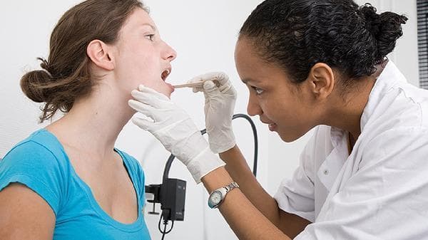 牙龈出血频发？探秘背后原因及预防对策，保护口腔健康！