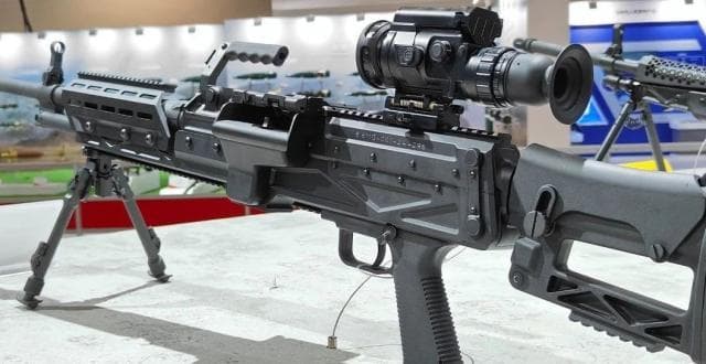 我军第四代轻武器中的机枪系列