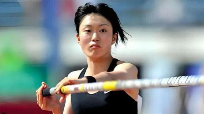日本最奇葩的5大姓氏，中文翻译过来太尴尬！看到第三个没忍住