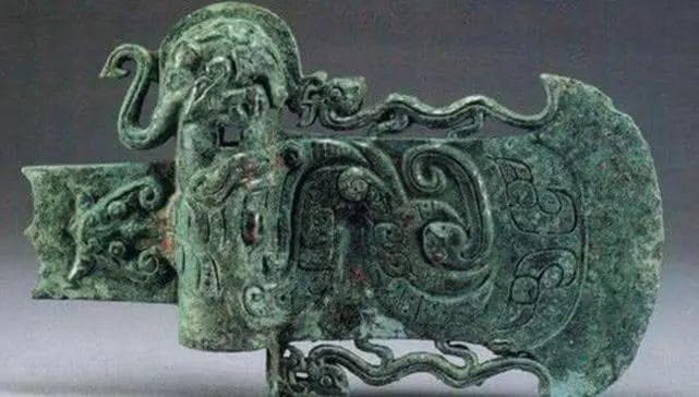 古代权臣篡位之前为什么总要求加九锡，九锡到底是什么？