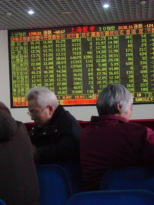 治疗白发的中医方案：二至丸与浮白穴