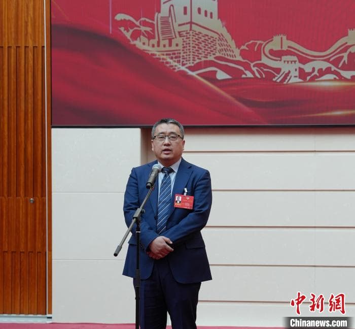 用一根羊绒打造“中国织造”