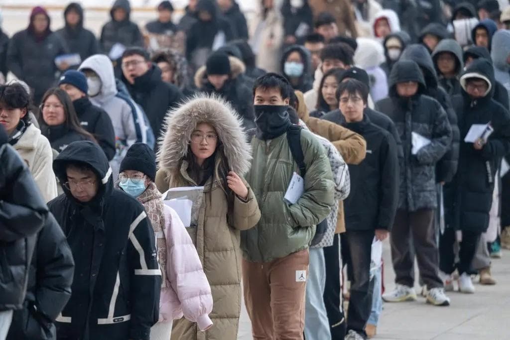 “考研热”降温的背后：这届学生不再“被动”