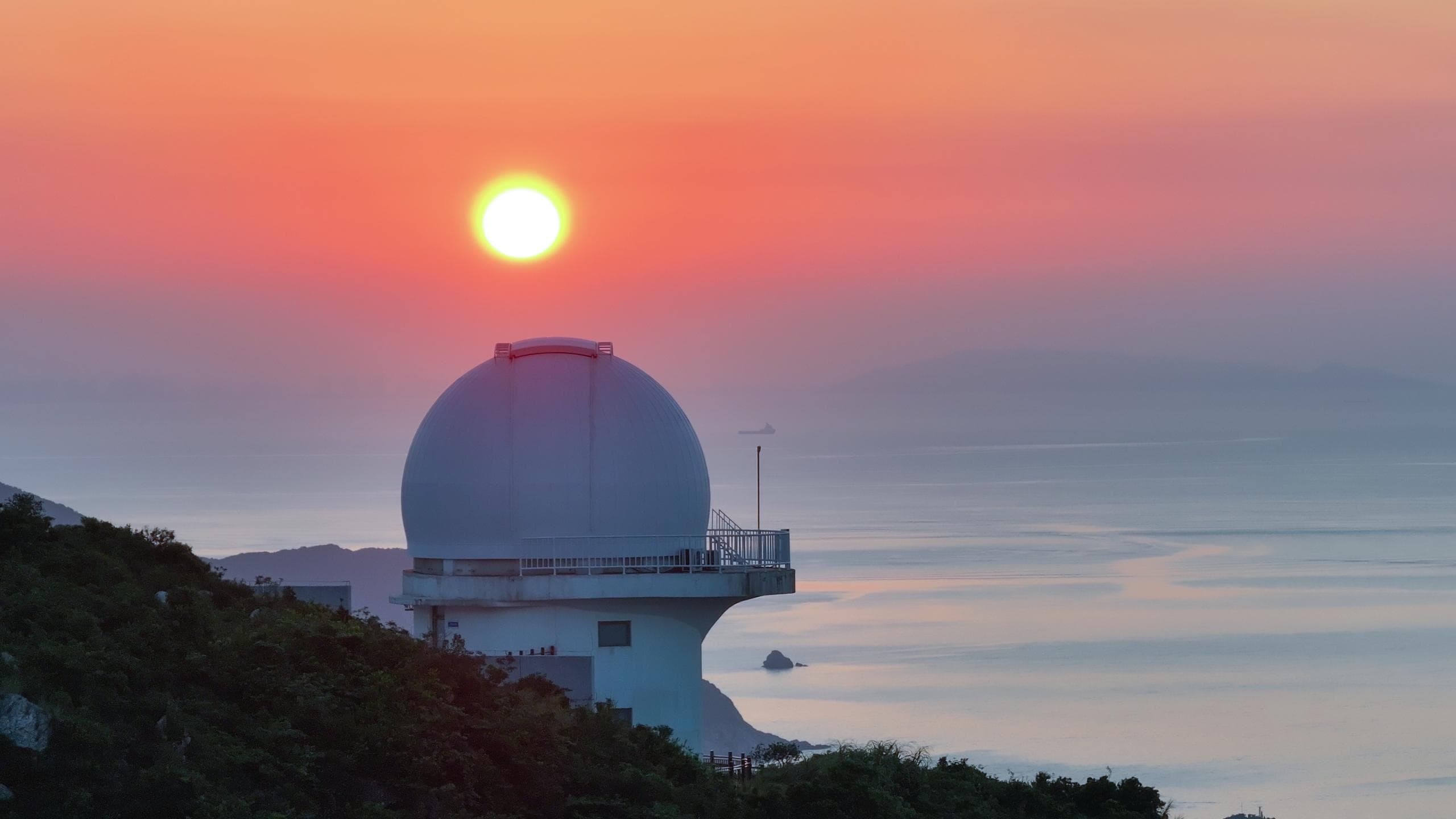 暗夜经济璀璨绽放，“追星”热潮打开深圳多元“星空旅游”新路径