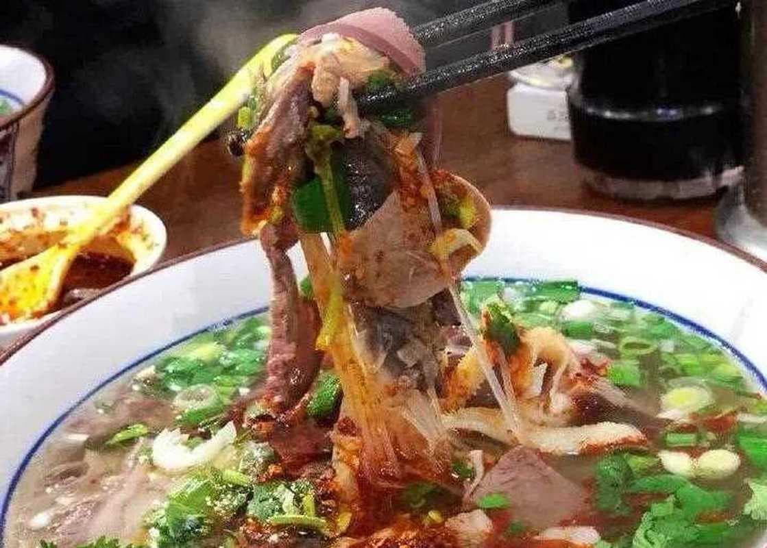 郑州碳水天堂！融合南北风味，中原烟火带来的极致满足感