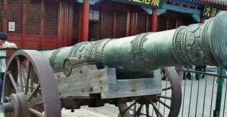 战争怪圈：为什么冷兵器总能战胜热兵器？