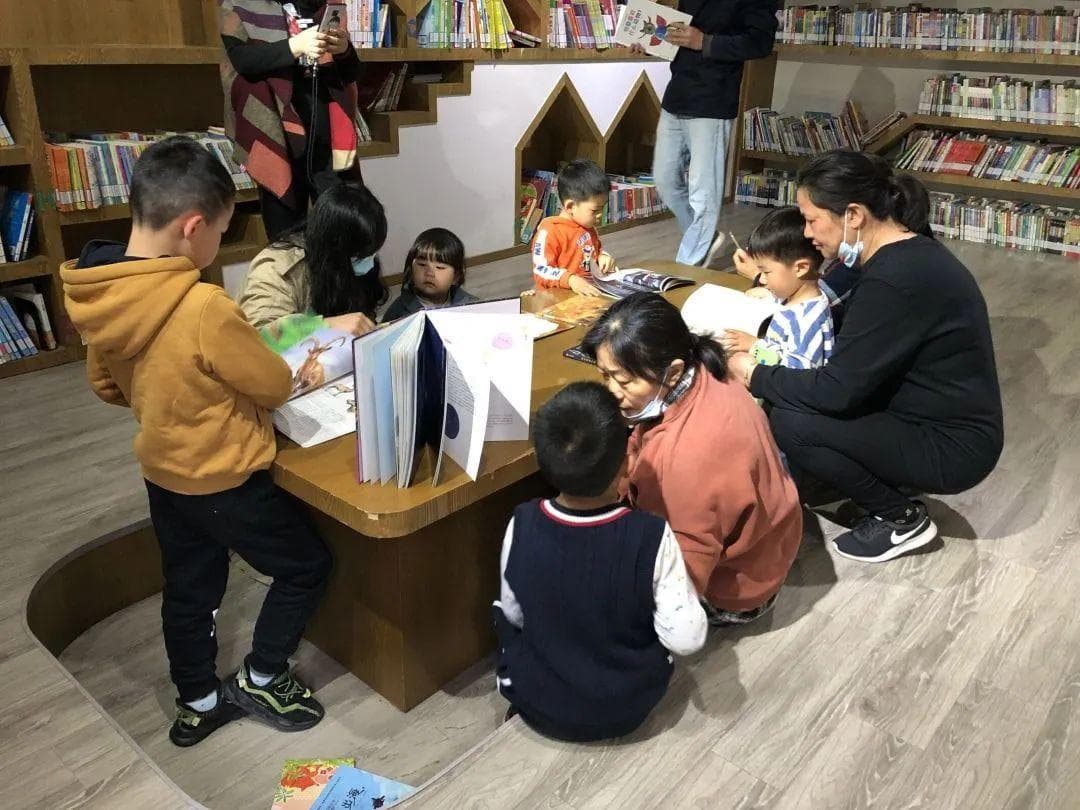 亲子阅读、好书分享……看这个图书馆如何打造书香社区