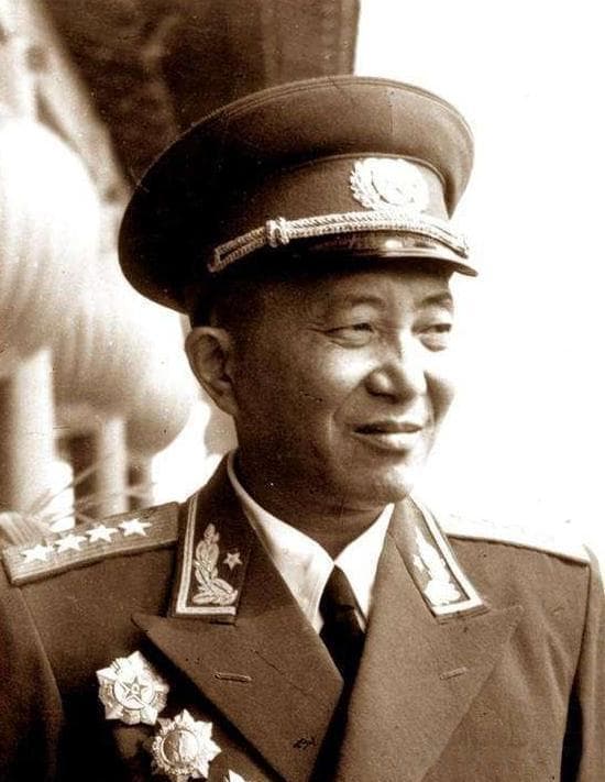 平津战役中，刘亚楼献破敌锦囊妙计：缓攻塘沽转攻天津