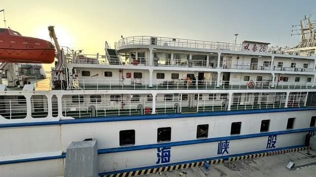 海南新能源车离岛难：农历十五前的票已售罄 轮渡专班不许上乘客