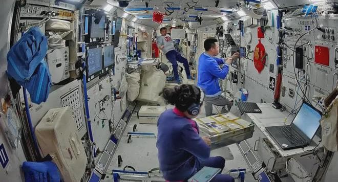 神舟十九号在轨将满120天！神二十3人乘组确定，有国外航天员吗？
