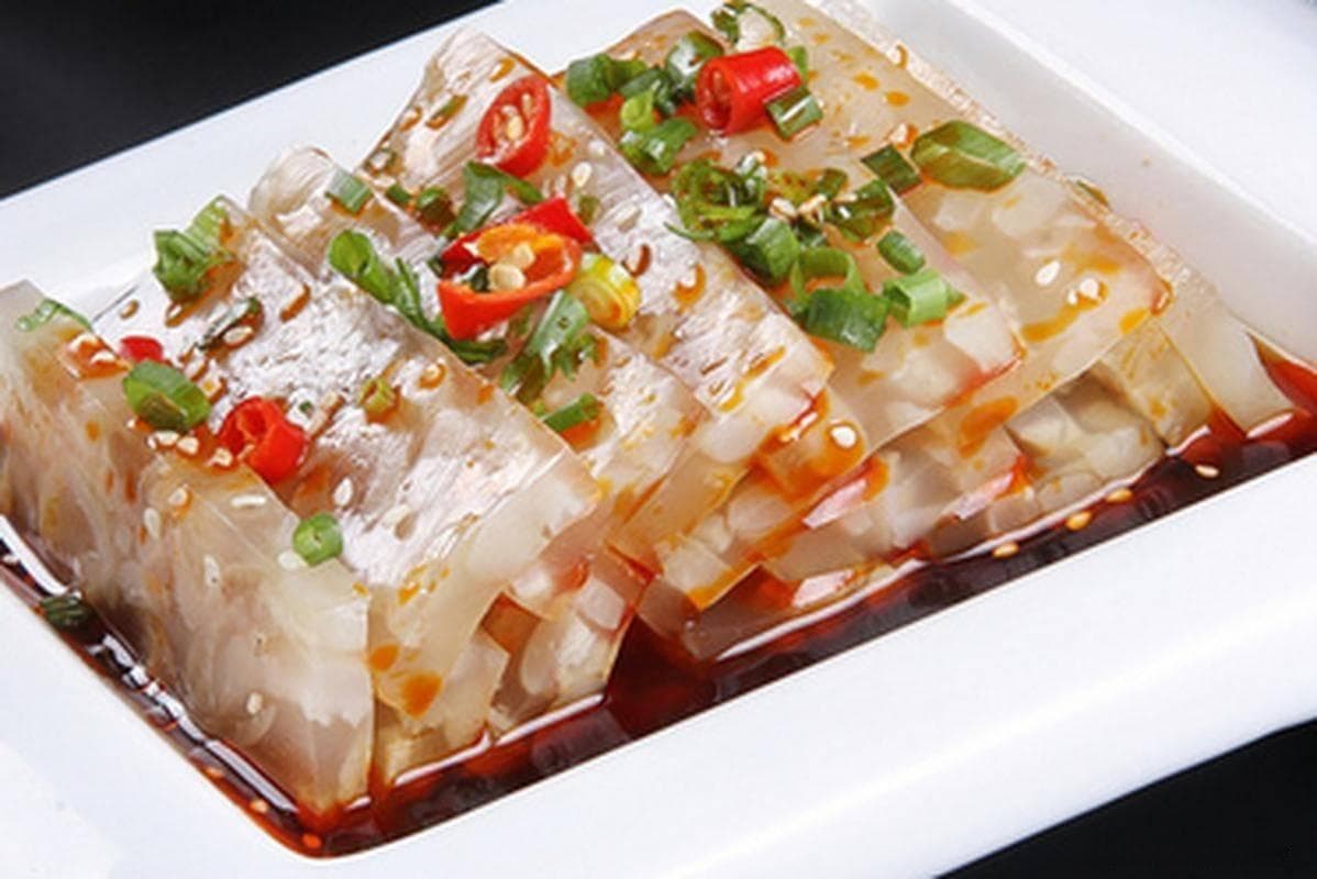 家常肉皮冻：冬日餐桌上的Q弹胶原蛋白