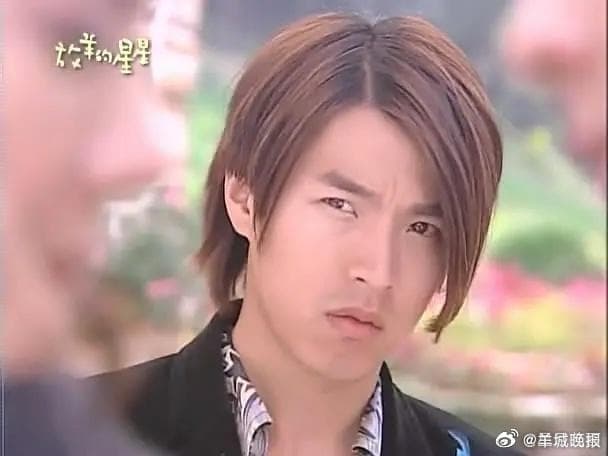 亲朋好友不相信李威涉案 李威由证人身份改列被告
