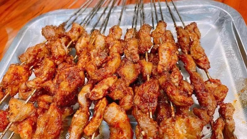 甘肃美食探秘：从丝路古道到现代餐桌的独特风味