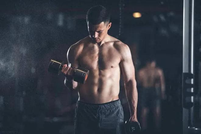 男人35岁后必练的6个动作，保持好身材，找回年轻体态