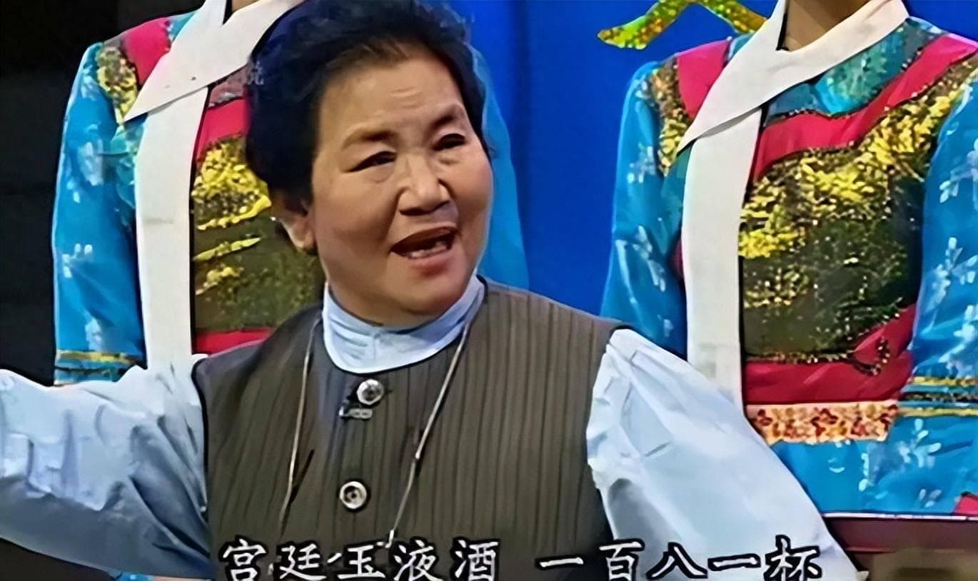 凭一句春晚台词识破间谍，她72岁自备寿衣，给巩汉林留下了忠告