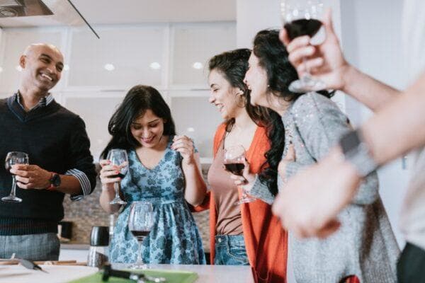 你会“Small Talk”吗？教你5招轻松掌握社交秘诀