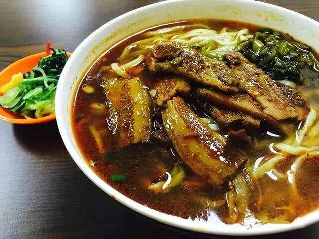 中国公认最好吃的10道马鞍山菜！1.当涂大肉面——代表地：马鞍山