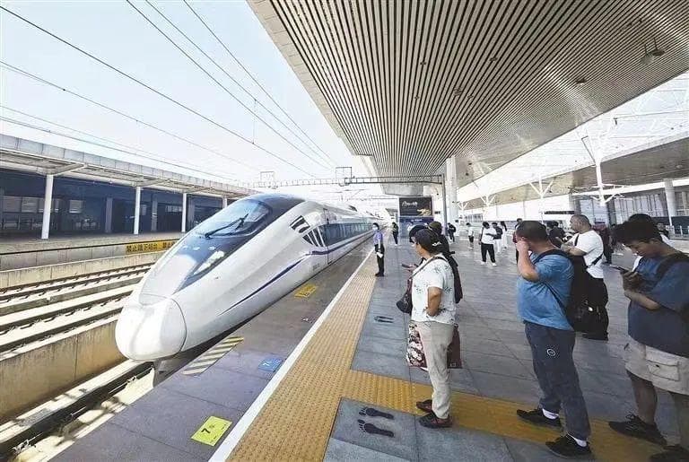 陕西高铁建设提速！“N小时高铁圈”成为热门出游区域