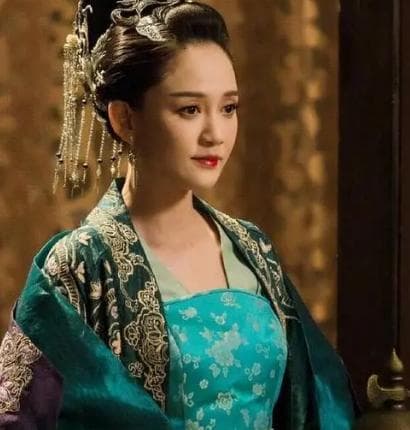 古代嫔妃可以出宫吗：历史中的规矩与特例