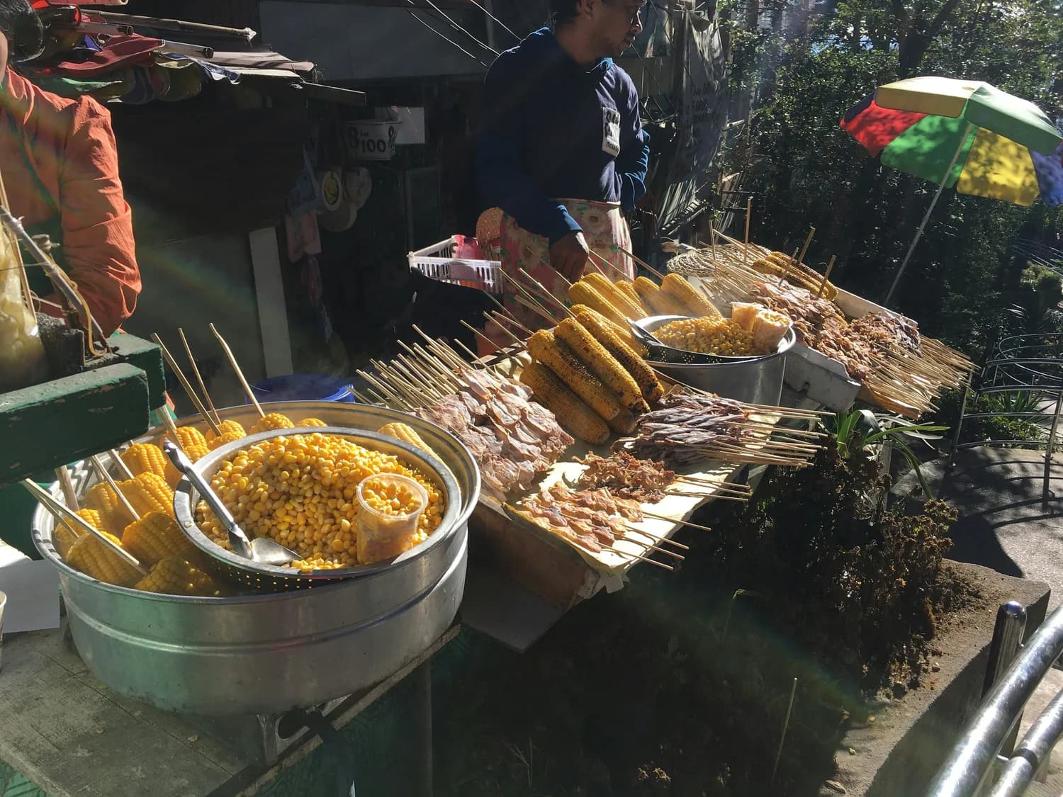 云南十八怪之鸡蛋串：一道独特的风景线