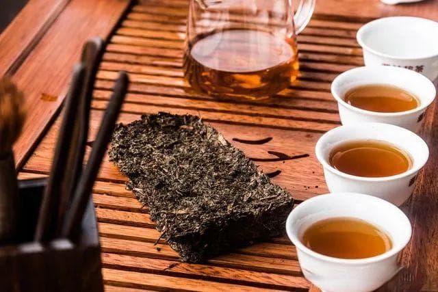 熟普洱茶饼放几年最佳？