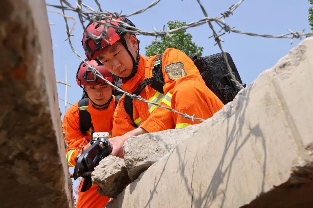 武警实战化演练，提升救援硬实力！