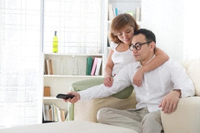 冷暴力下的逆袭：一位主妇如何打破束缚，实现自我价值