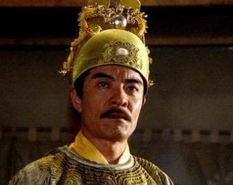 历史上崇祯的政治才能怎么样？为何说是不成熟的