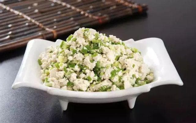 山东临朐特色名吃：小葱拌豆腐的讲究