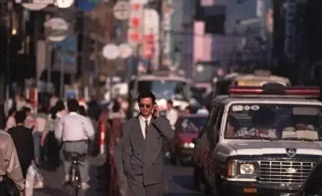 真实的80年代：一个充满活力与变革的黄金岁月