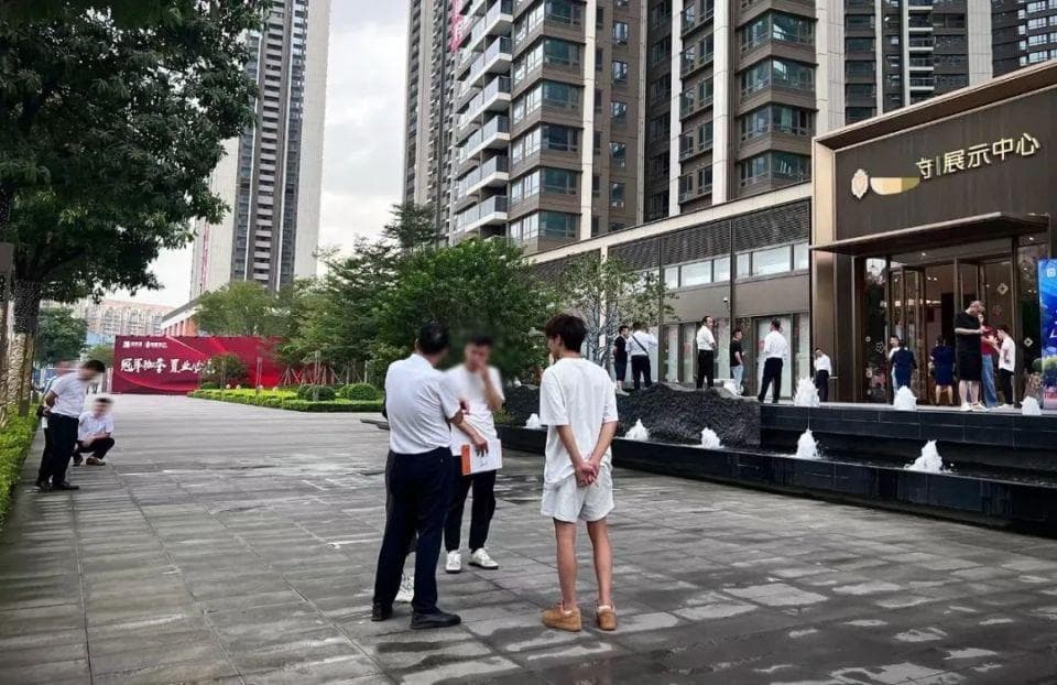 深圳楼市隐秘的角落：无孔不入的“影子中介”，与其背后的高返佣骗局