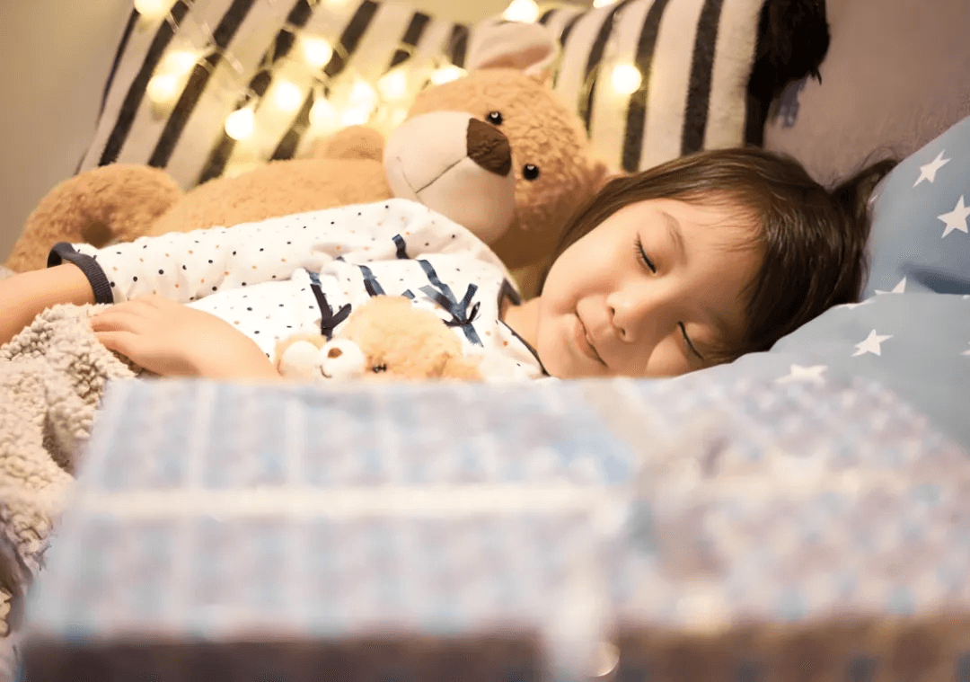 科学培养宝宝自主入睡，开启高质量睡眠新生活！