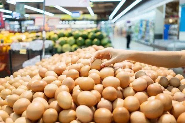 中国出口欧盟鸡蛋制品检出禁用抗生素，专家解析食品安全隐患