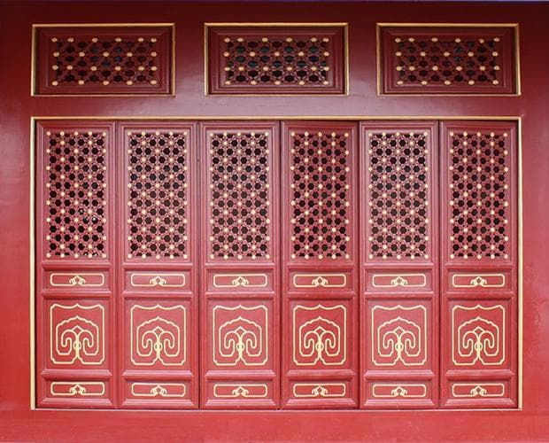 建筑百科：木门窗规范的重要性与实用价值