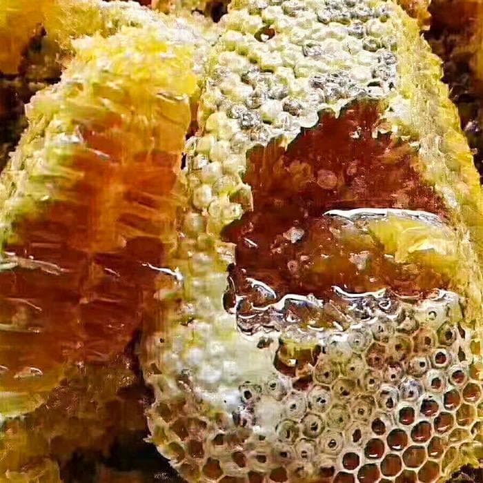 小朋友与蜂蜜的甜蜜之缘：小朋友可以吃蜂蜜吗？