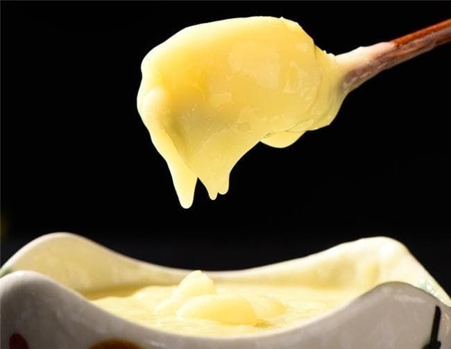 蜂王浆的营养价值有多高？常吃有哪些好处？这6类人更要多吃！