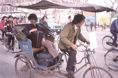 美国摄影师1985年拍的杭州 这一幕幕你熟悉吗