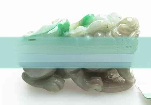 生肖猪：佩戴金银玉器的风水影响与选择指南
