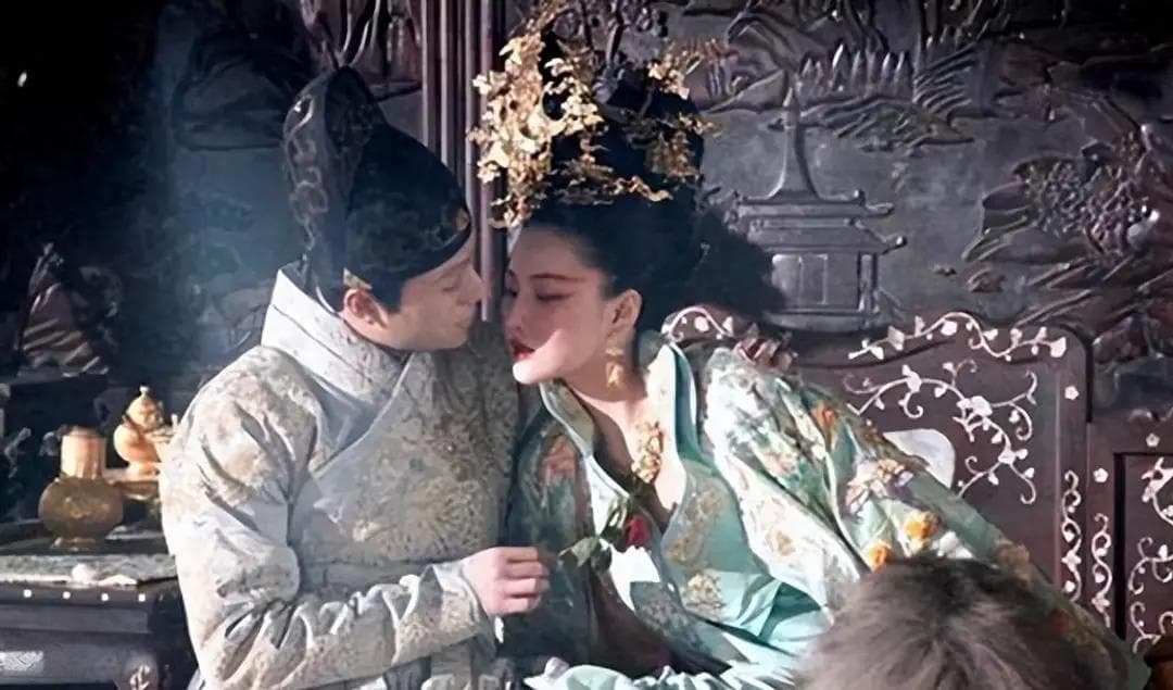 古代宫女的“对食”情谊：从汉到明清的宫廷情感史