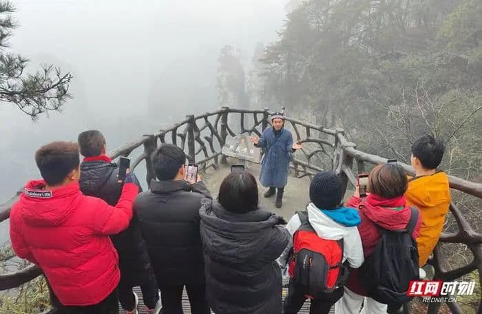 “让石头开口说人话”的治愈系导游，你们遇到过吗？